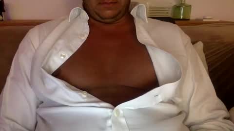 Snapshot of alexxx9spain chatting on 05-24-26, 11:43 alexxx9spain online show from 05-24-26, 11:43
