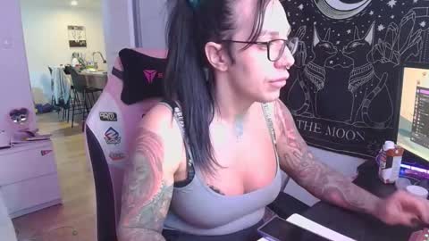 alexyasnow online show from 10-15-25, 06:30