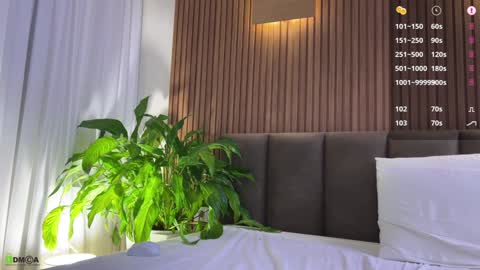 Alex York online show from 01-22-25, 05:38