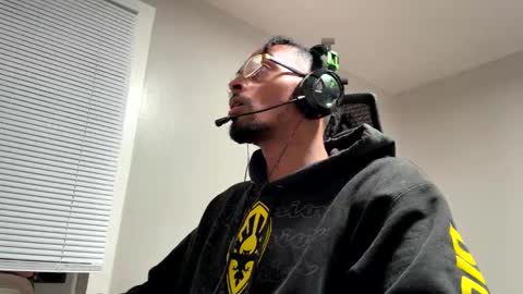 Snapshot of alfapipe23 chatting on 10-15-25, 05:29 alfapipe23 online show from 10-15-25, 05:29