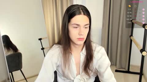 Alfreda online show from 11-06-25, 10:27