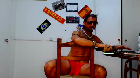 Snapshot of alfredopantuso chatting on 03-23-26, 07:23 alfredopantuso online show from 03-23-26, 07:23