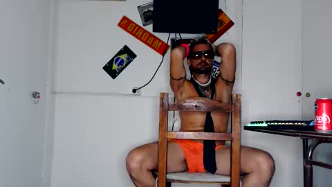 Snapshot of alfredopantuso chatting on 03-28-26, 07:30 alfredopantuso online show from 03-28-26, 07:30