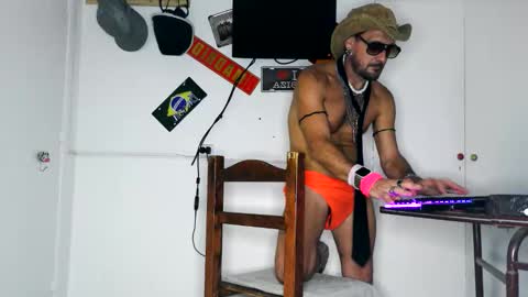 Snapshot of alfredopantuso chatting on 03-31-26, 11:49 alfredopantuso online show from 03-31-26, 11:49