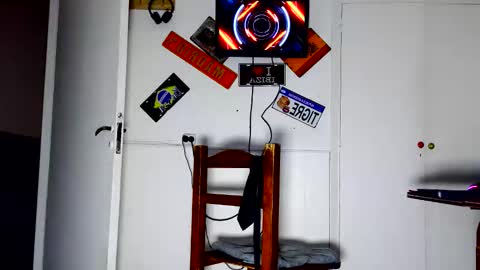Snapshot of alfredopantuso chatting on 05-03-26, 04:40 alfredopantuso online show from 05-03-26, 04:40