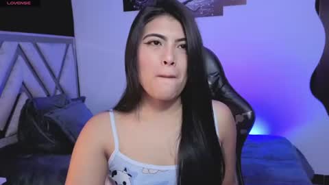 Carolina Join The Fan Club  online show from 07-17-26, 11:53