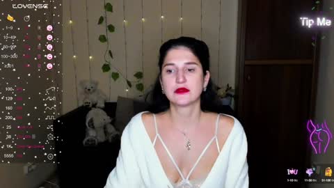 Alianna online show from 01-21-25, 09:35