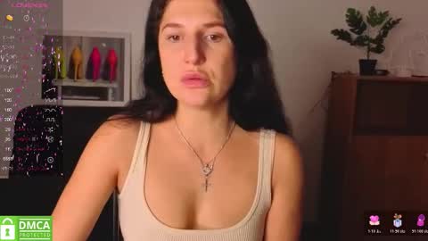 Alianna online show from 12-19-25, 12:23