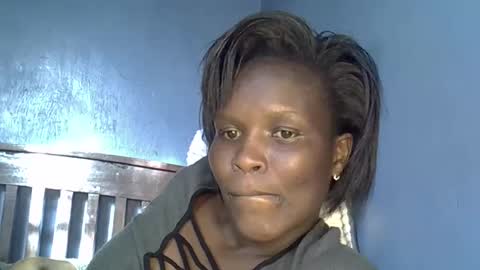 Snapshot of alic_crazy chatting on 11-20-25, 02:06 alic_crazy online show from 11-20-25, 02:06