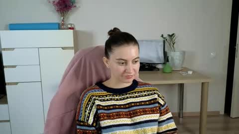 Snapshot of alice_________________________ chatting on 09-19-25, 06:19 Alice online show from 09-19-25, 06:19