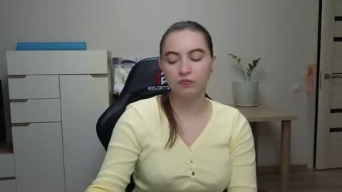 Alice online show from 03-24-26, 03:17