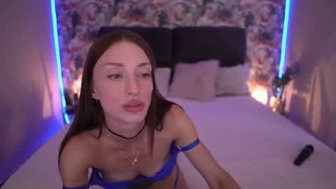 Alice online show from 07-06-26, 01:52