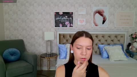 Alice in Wonderland  online show from 01-24-25, 05:10