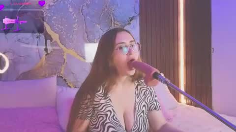 Mey online show from 06-27-26, 02:27
