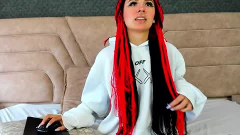 alice foxred online show from 04-15-26, 01:18