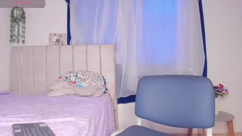 ALICE    Alice guzman online show from 11-05-25, 06:52