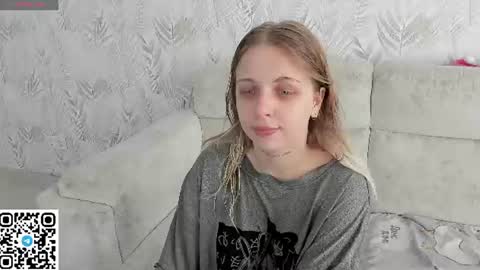 Snapshot of alice_halle chatting on 07-23-26, 03:26 alice_halle online show from 07-23-26, 03:26