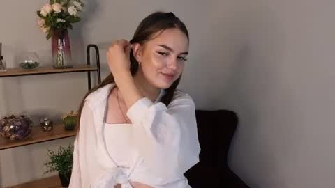 Snapshot of alice_hughes chatting on 07-26-26, 11:06 Ani online show from 07-26-26, 11:06
