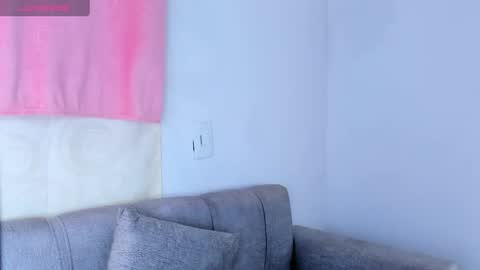 Snapshot of alice_jenner_ chatting on 02-26-25, 04:03 Alice online show from 02-26-25, 04:03