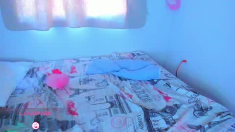 Snapshot of alice_lacroux chatting on 12-13-24, 06:49 Alice online show from 12-13-24, 06:49