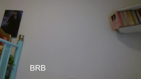 Snapshot of alice_lacroux chatting on 10-18-25, 04:37 Alice online show from 10-18-25, 04:37