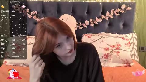 Snapshot of alice_langley chatting on 10-03-25, 11:18 Alice 3 online show from 10-03-25, 11:18
