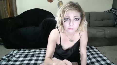 Snapshot of alice_leray chatting on 06-08-26, 02:12 alice_leray online show from 06-08-26, 02:12