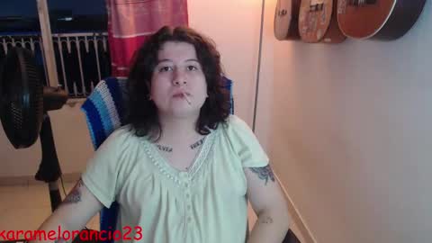 Snapshot of alice_psilocybe_sabina420 chatting on 09-29-25, 10:31 Alicia Aldara online show from 09-29-25, 10:31