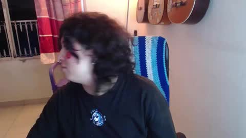 Snapshot of alice_psilocybe_sabina420 chatting on 10-12-25, 02:32 Alicia Aldara online show from 10-12-25, 02:32