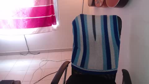 Alicia Aldara online show from 12-01-25, 11:15