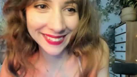 Snapshot of alice_sincere chatting on 07-05-26, 09:11 Alice Love you all online show from 07-05-26, 09:11