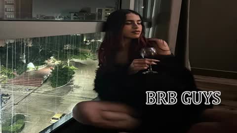 Sofia online show from 10-20-25, 01:22