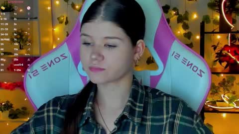 Alice online show from 12-05-25, 03:20