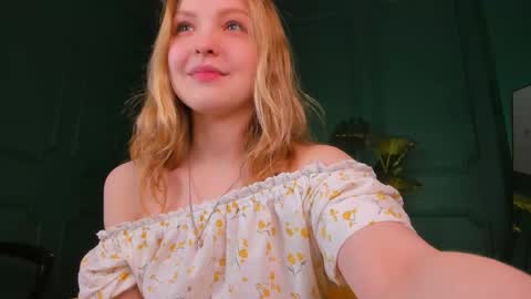 Alice  online show from 02-15-25, 09:04