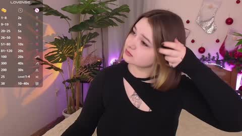 Snapshot of alice_walters chatting on 01-11-25, 04:57 Alice online show from 01-11-25, 04:57