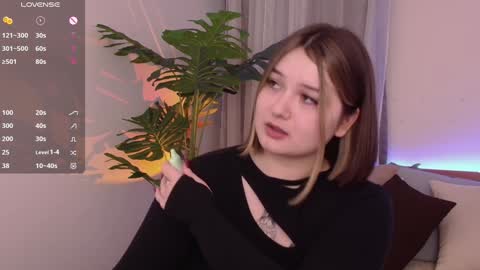 Snapshot of alice_walters chatting on 01-31-25, 03:33 Alice online show from 01-31-25, 03:33