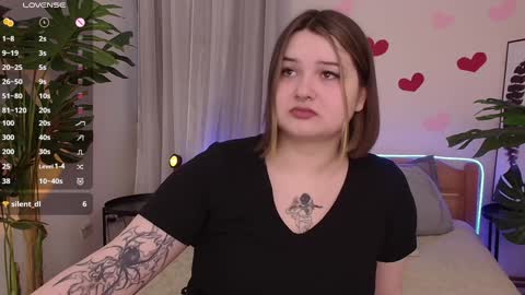 Snapshot of alice_walters chatting on 02-06-25, 03:31 Alice online show from 02-06-25, 03:31