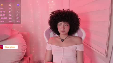 Snapshot of alice_wiinter chatting on 05-26-26, 06:26 Alice online show from 05-26-26, 06:26