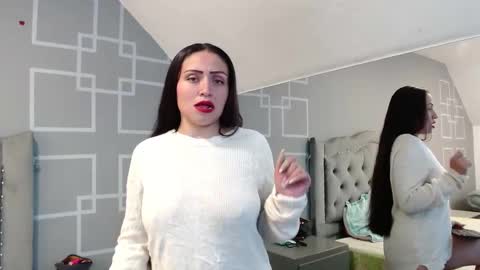 aliceblack7 online show from 10-28-25, 11:25