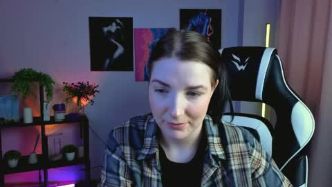 alicechanell online show from 04-18-26, 09:13