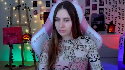 Snapshot of alicecharmy chatting on 10-24-25, 05:48 alicecharmy online show from 10-24-25, 05:48