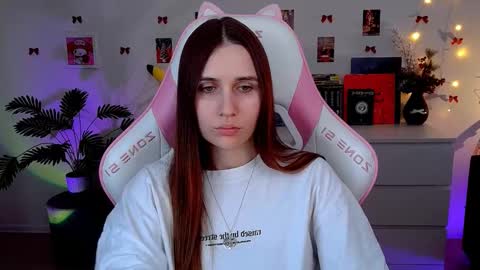 Snapshot of alicecharmy chatting on 02-17-26, 02:02 alicecharmy online show from 02-17-26, 02:02