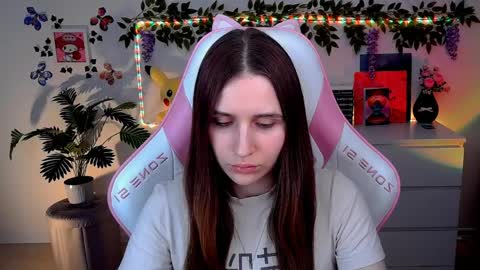 Snapshot of alicecharmy chatting on 04-03-26, 03:43 alicecharmy online show from 04-03-26, 03:43