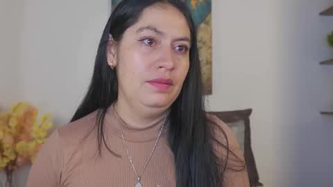 Alice Corner online show from 12-22-25, 12:02