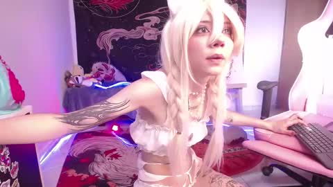 Alice Danger     online show from 12-17-25, 08:04