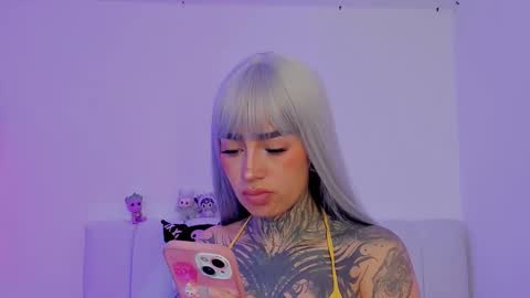 Alice  online show from 10-10-25, 05:56