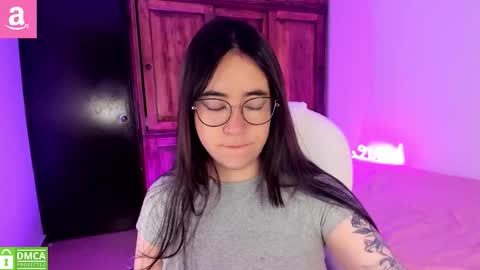 Aliceee  ..   97YP9VWGZHrefnav wishlist lists 1 online show from 02-12-26, 11:05