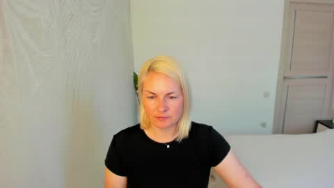 Snapshot of alicee__grace chatting on 06-10-26, 08:57 Alicee online show from 06-10-26, 08:57
