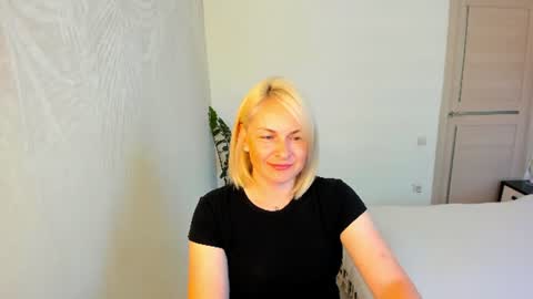 Snapshot of alicee__grace chatting on 06-12-26, 09:52 Alicee online show from 06-12-26, 09:52
