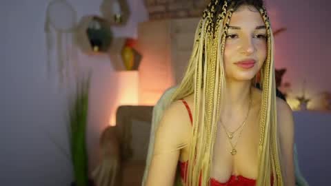 Alicee Kiss online show from 01-06-25, 01:09